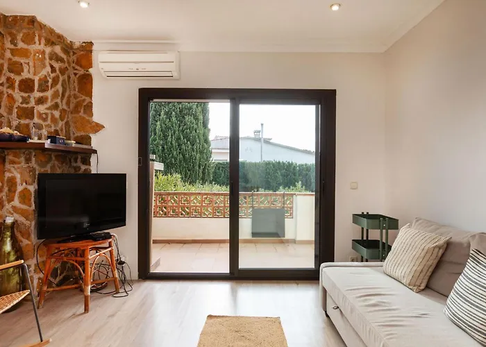 Apartment Adelfas By Interhome